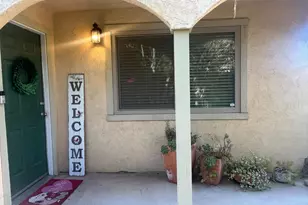 1527 Irwin Ave, Escalon, CA 95320 - Photo 3