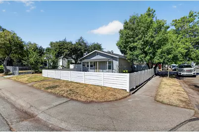 2297 Beaumont Street, Sacramento, CA 95815 - Photo 3