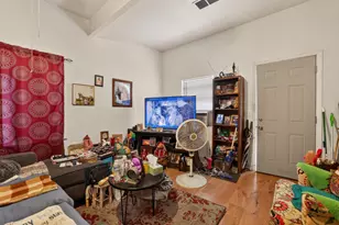2297 Beaumont St, Sacramento, CA 95815 - Photo 17