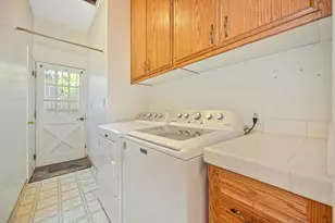 6447 Rexford Way, Carmichael, CA 95608 - Photo 17