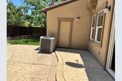 188 S Pacifico Street, Mountain House, CA 95391 - Photo 27
