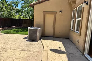 188 S Pacifico St, Mountain House, CA 95391 - Photo 27