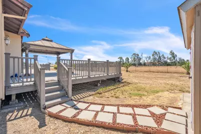 8654 Bradshaw Road, Elk Grove, CA 95624 - Photo 29