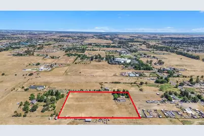 8654 Bradshaw Road, Elk Grove, CA 95624 - Photo 33