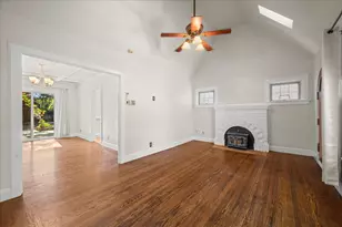 3723 E Pacific Ave, Sacramento, CA 95820 - Photo 5