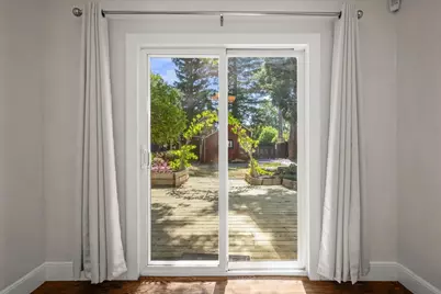3723 E Pacific Avenue, Sacramento, CA 95820 - Photo 19