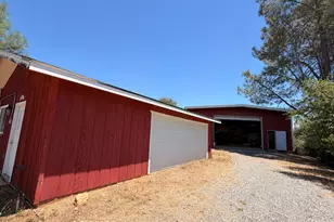 7436 Eagle View Dr, Mountain Ranch, CA 95246 - Photo 33
