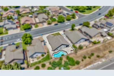 628 Mission Ridge, Manteca, CA 95337 - Photo 3