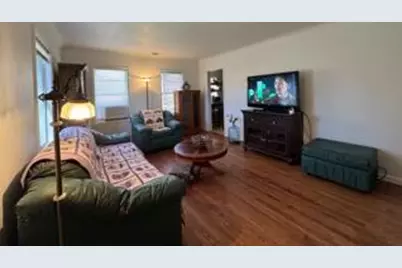 315 W J Street, Oakdale, CA 95361 - Photo 7