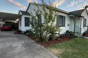 315 W J St, Oakdale, CA 95361 - Photo 23