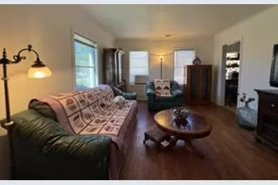 315 W J Street, Oakdale, CA 95361 - Photo 5