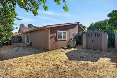 7803 Orchard Woods Circle, Sacramento, CA 95828 - Photo 3