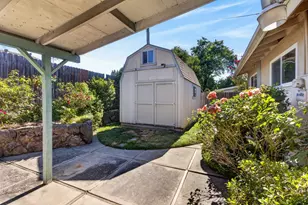 6516 Meadowcreek Way, Citrus Heights, CA 95621 - Photo 59