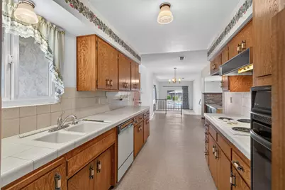 6516 Meadowcreek Way, Citrus Heights, CA 95621 - Photo 15