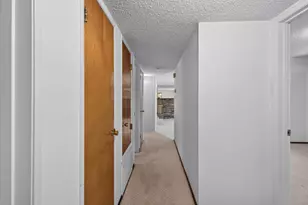 6516 Meadowcreek Way, Citrus Heights, CA 95621 - Photo 45