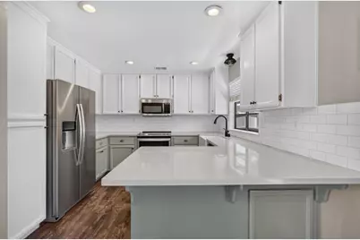 9260 Mantle Court, Elk Grove, CA 95758 - Photo 15