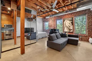 1725 14th St, Sacramento, CA 95811 - Photo 1