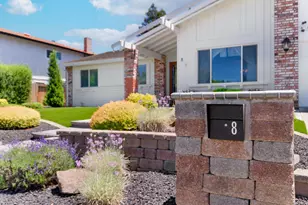8 Mirango Ct, Clayton, CA 94517 - Photo 3