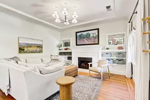 725 33rd St, Sacramento, CA 95816 - Photo 9