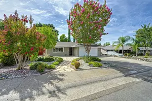 5169 Rabeneck Way, Fair Oaks, CA 95628 - Photo 3