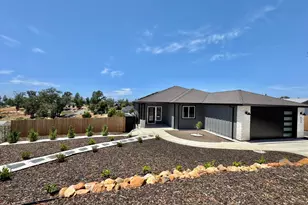 633 Circlewood Dr, Paradise, CA 95965 - Photo 3
