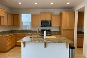 245 Bella Flora Ln, Patterson, CA 95363 - Photo 15
