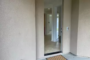 245 Bella Flora Ln, Patterson, CA 95363 - Photo 5