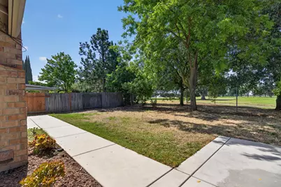 4420 Oxwood Drive, Sacramento, CA 95826 - Photo 37