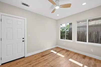 1917 6th Street, Sacramento, CA 95811 - Photo 35