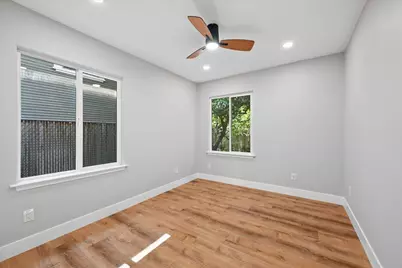 1917 6th Street, Sacramento, CA 95811 - Photo 37