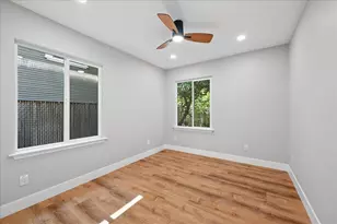 1917 6th St, Sacramento, CA 95811 - Photo 37