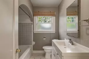1040 W Poplar St, Stockton, CA 95203 - Photo 21
