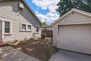 1040 W Poplar St, Stockton, CA 95203 - Photo 25