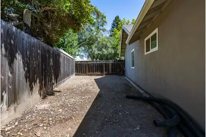 3012 Mammoth Way, Modesto, CA 95355 - Photo 33