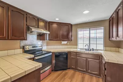 8100 Halladale Court, Sacramento, CA 95829 - Photo 29