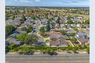 8100 Halladale Court, Sacramento, CA 95829 - Photo 49