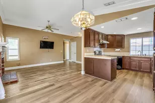 8100 Halladale Ct, Sacramento, CA 95829 - Photo 27