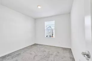 10431 Angsley Dr, Elk Grove, CA 95757 - Photo 25
