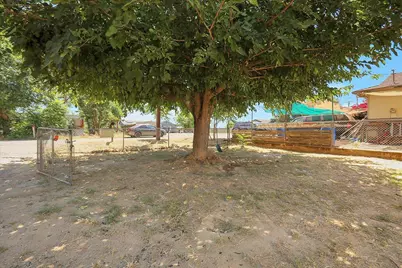 5212 Elizabeth Avenue, Olivehurst, CA 95961 - Photo 27
