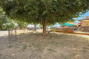 5212 Elizabeth Ave, Olivehurst, CA 95961 - Photo 27
