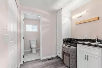 Village Circle, Sacramento, CA 95838 - Photo 35