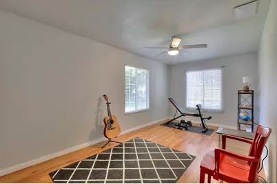 5659 W Menlo Avenue, Fresno, CA 93722 - Photo 35