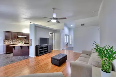 5659 W Menlo Avenue, Fresno, CA 93722 - Photo 27
