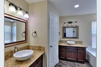 5659 W Menlo Avenue, Fresno, CA 93722 - Photo 43