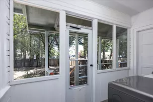 3200 San Carlos Wy, Sacramento, CA 95817 - Photo 31
