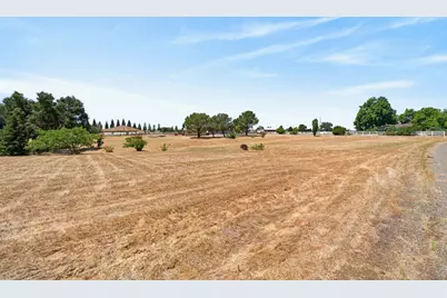 11890 Cresthill Drive, Elk Grove, CA 95624 - Photo 63