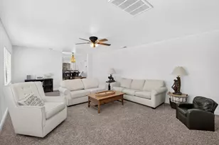 11890 Cresthill Dr, Elk Grove, CA 95624 - Photo 25