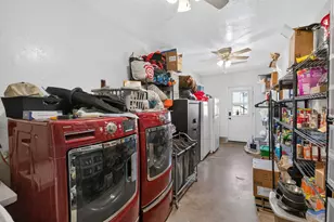 11890 Cresthill Dr, Elk Grove, CA 95624 - Photo 41