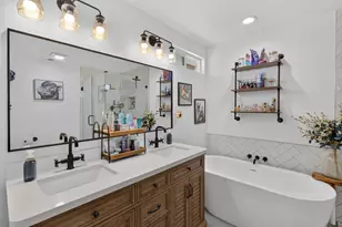 11890 Cresthill Dr, Elk Grove, CA 95624 - Photo 29