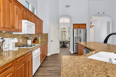 2747 Austin Avenue, Clovis, CA 93611 - Photo 11